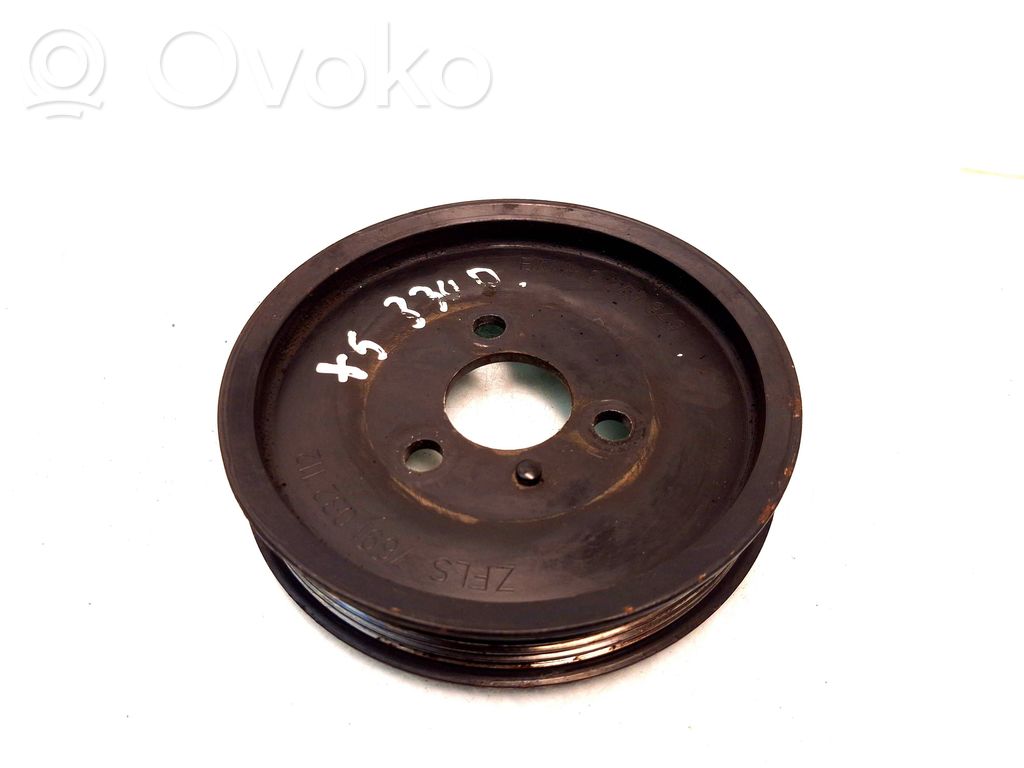 BMW X5 E53 Power steering pump pulley 