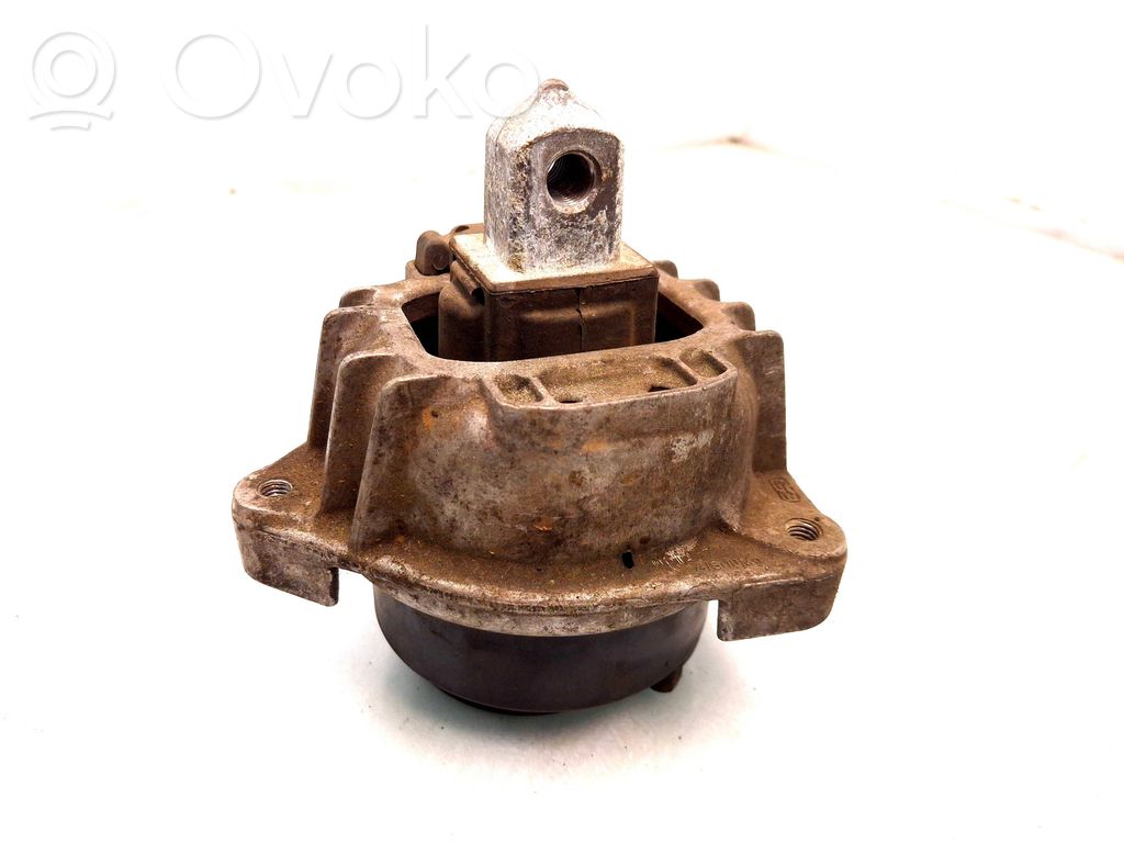 BMW 7 F01 F02 F03 F04 Engine mount bracket 