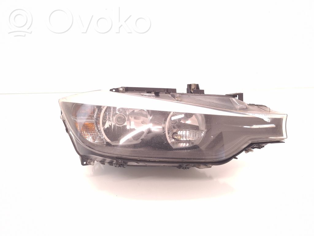 BMW 3 F30 F35 F31 Lampa przednia 