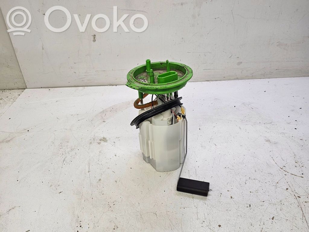 Bomba interna de combustible   5Q0919051AD