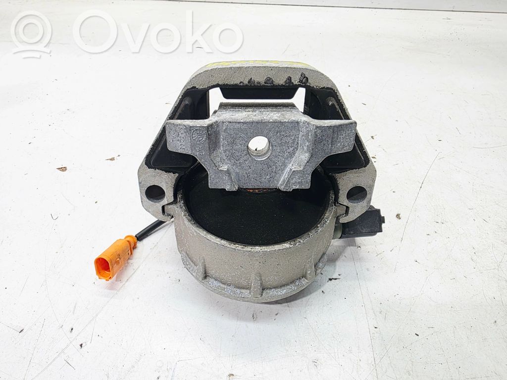 Audi A6 C7 Engine mount vacuum valve 