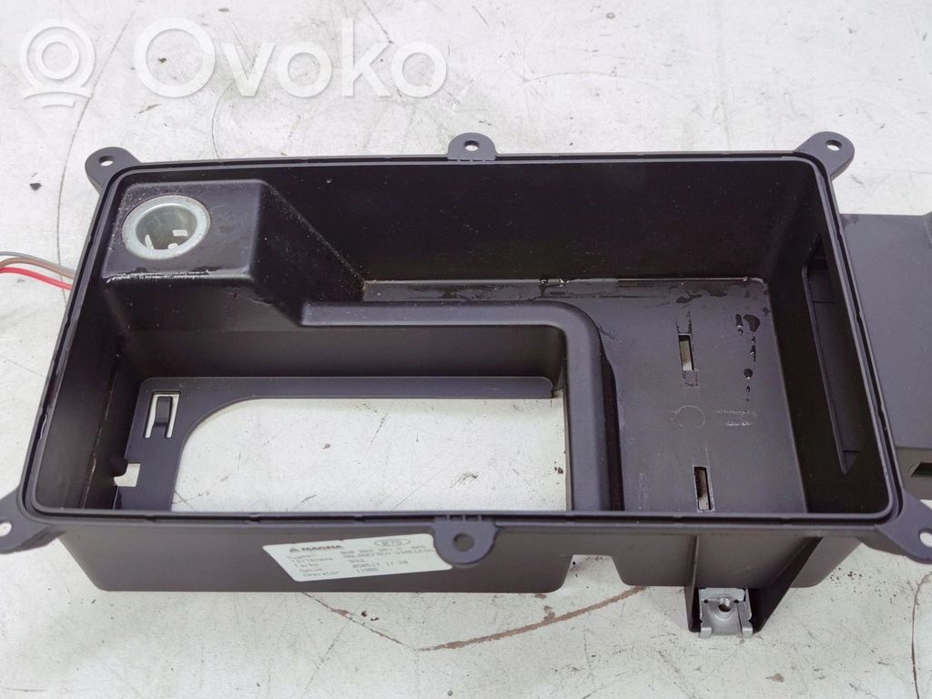 Audi A4 S4 B9 Cita veida vidus konsoles (tuneļa) elementi 