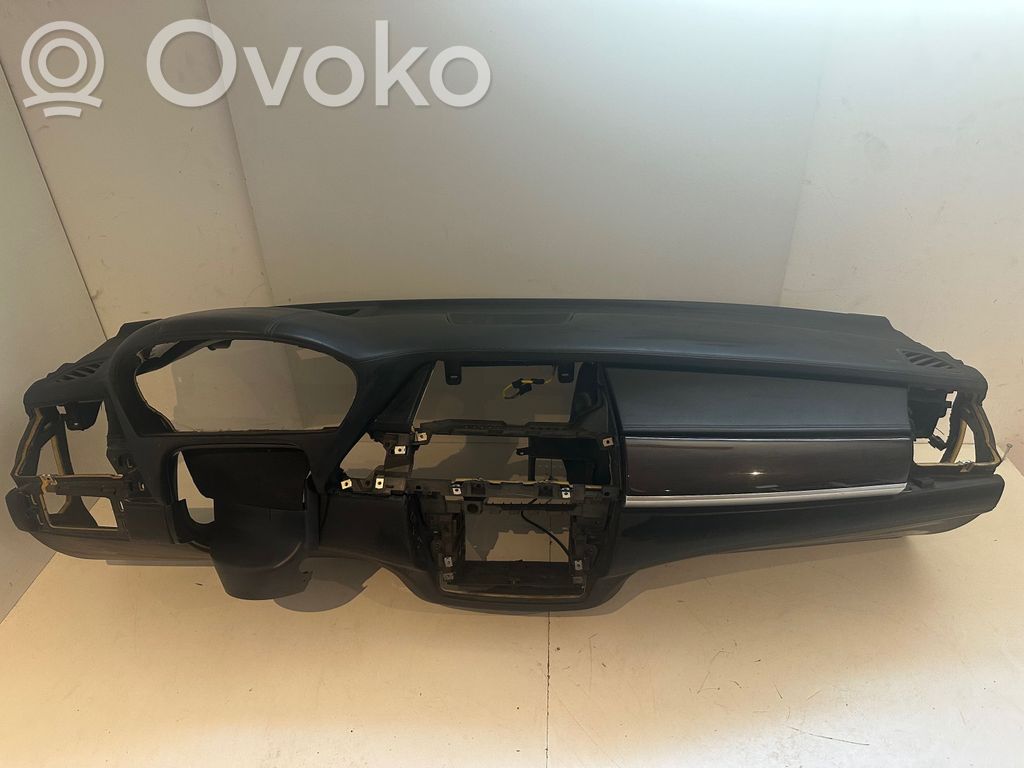 BMW X6 E71 Dashboard 