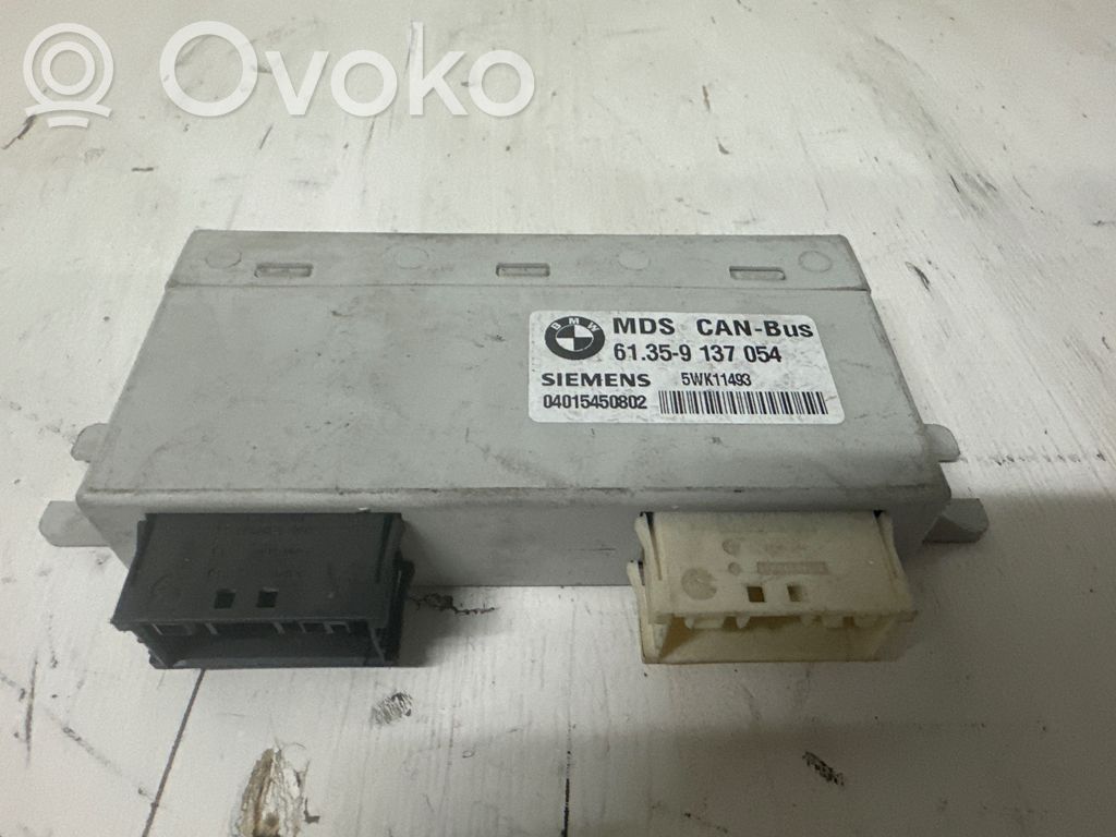 Unité de commande / module de toit ouvrant   61359137054,04015450802,5WK11493