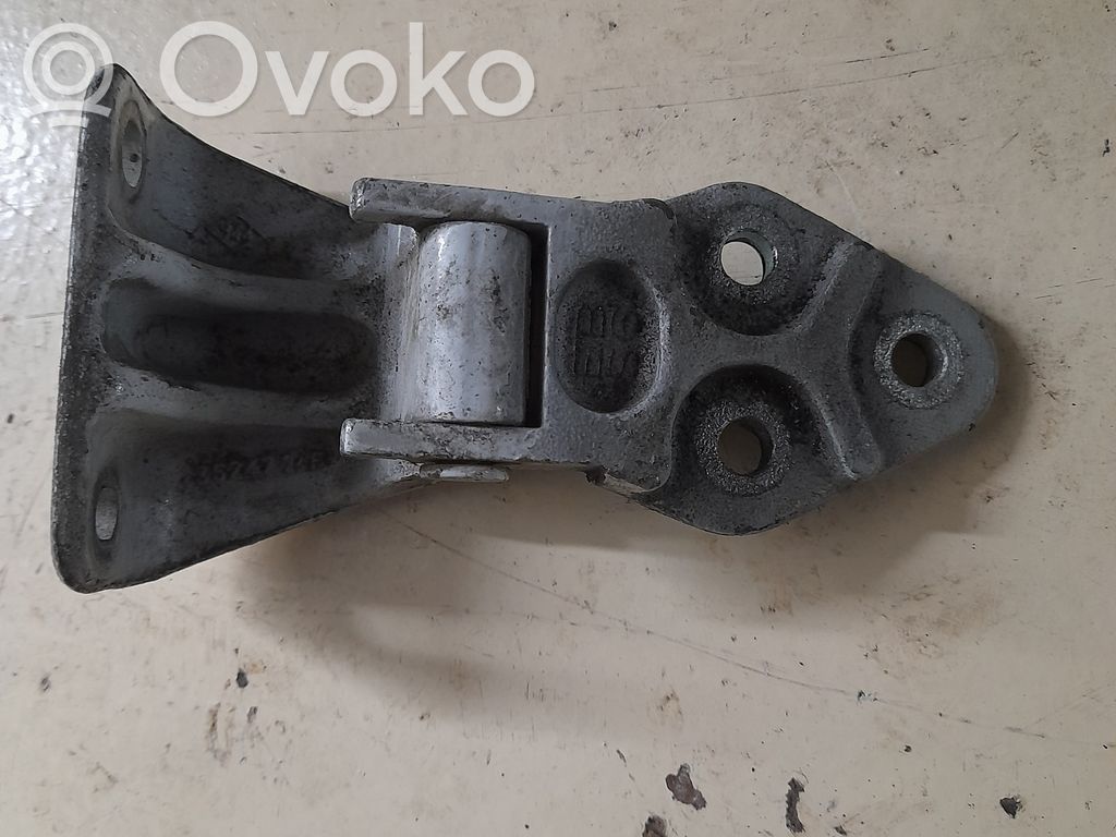 Renault Master II Front door upper hinge 