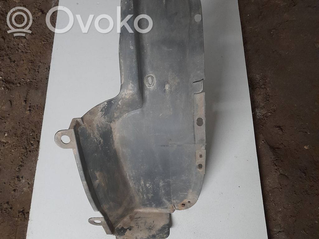 Renault Master II Nadkole przednie 