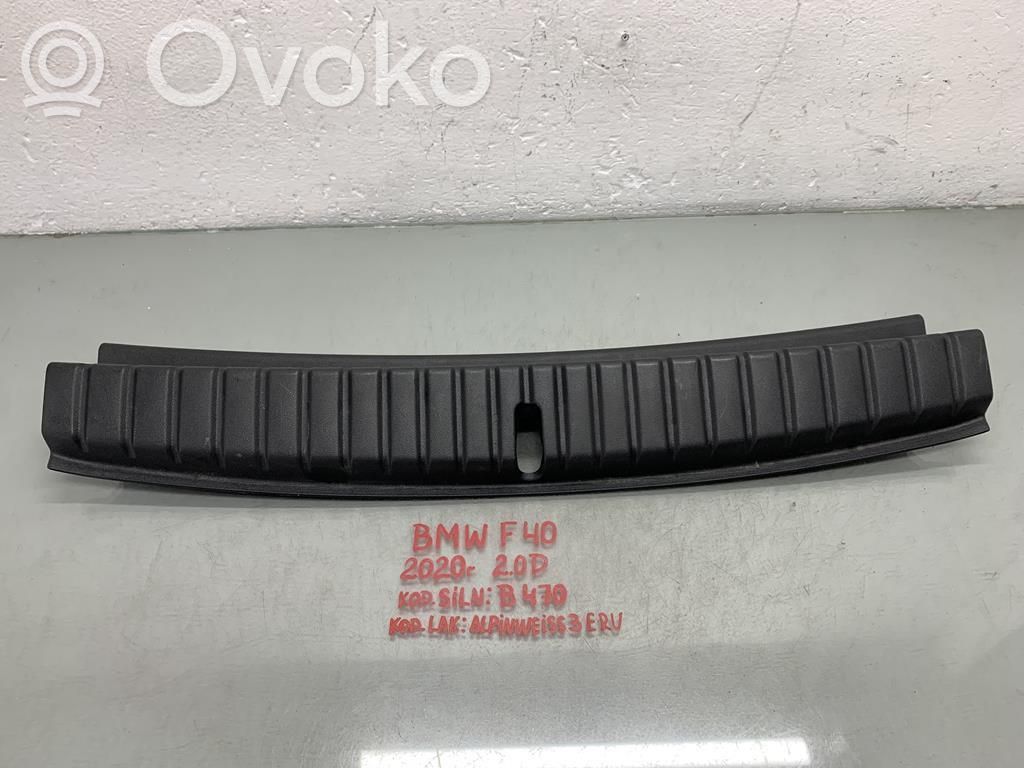 BMW 1 F40 Tavaratilan kynnyksen suoja 