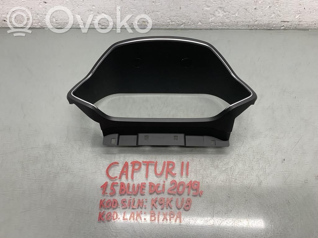 Renault Captur II Kojelaudan kehys 