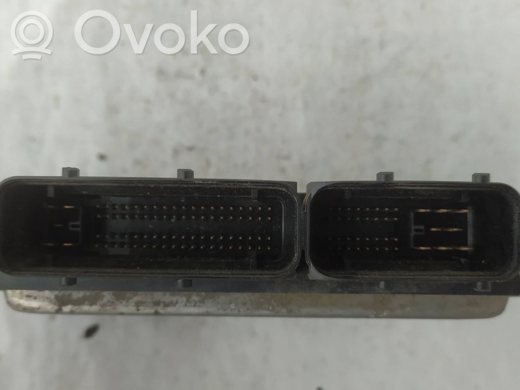 Volkswagen Golf IV Engine control unit/module 