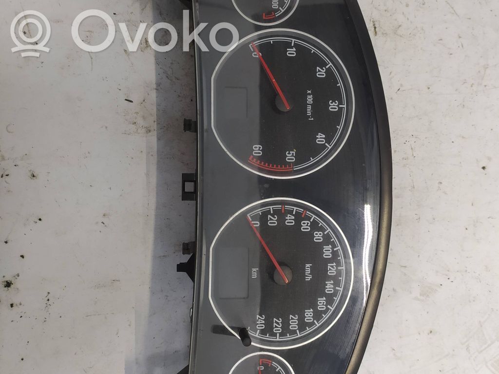 Opel Vectra C Speedometer (instrument cluster) 