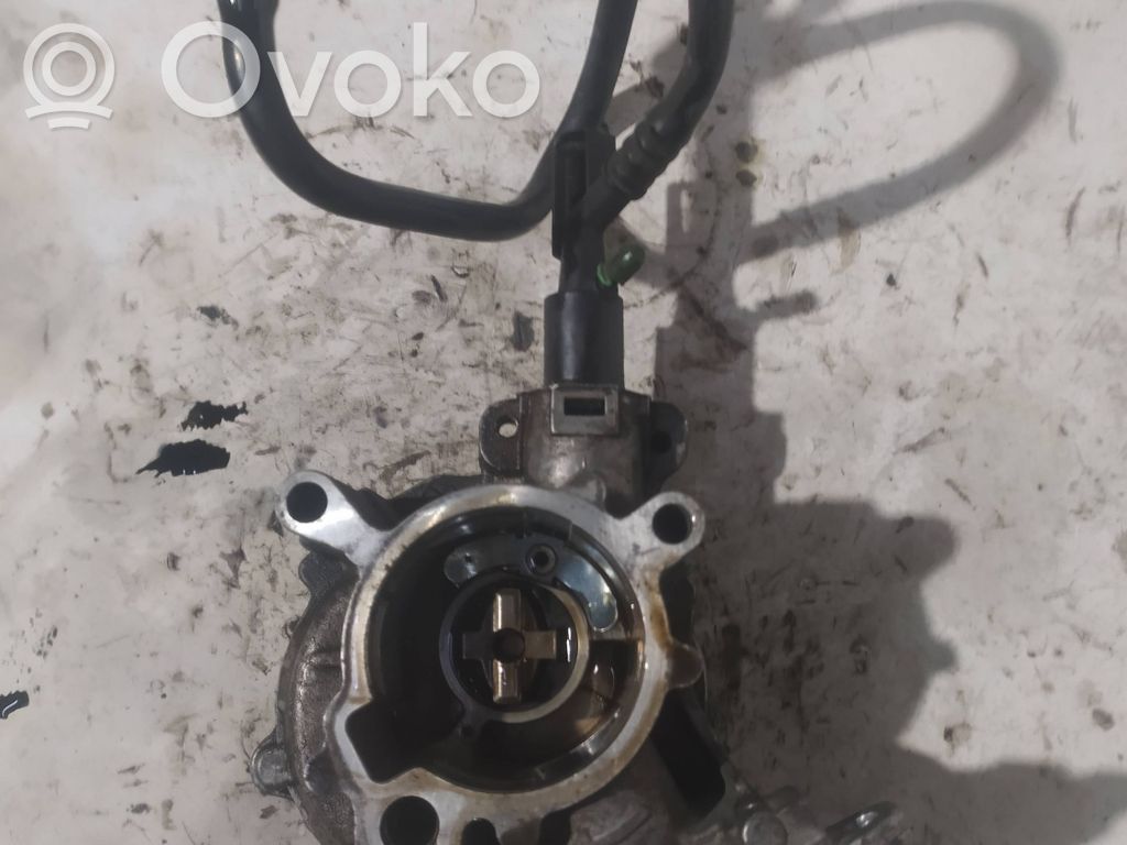 Volkswagen PASSAT CC Alipainepumppu 