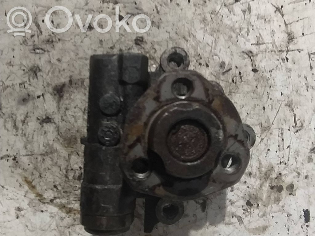 Audi A3 S3 8L Ohjaustehostimen pumppu 