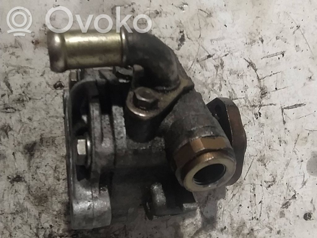 Audi A3 S3 8L Ohjaustehostimen pumppu 