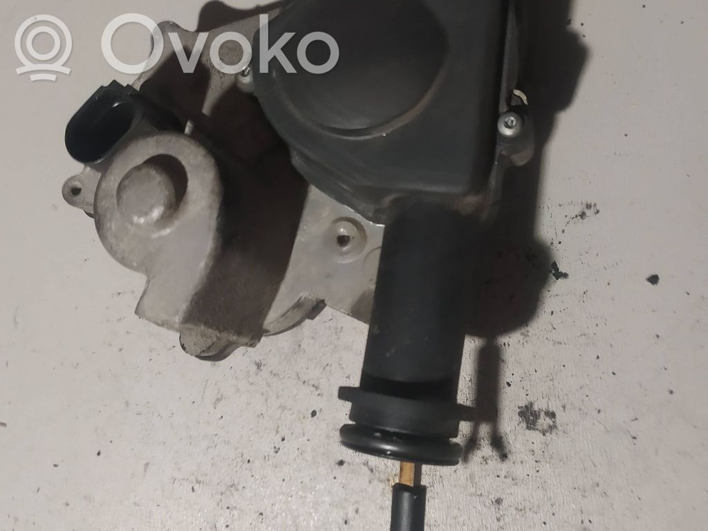 Audi A4 S4 B7 8E 8H Activador/motor del colector de admisión 