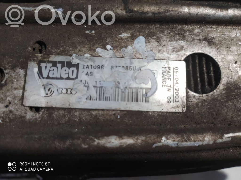 Volkswagen Golf IV Chłodnica powietrza doładowującego / Intercooler 