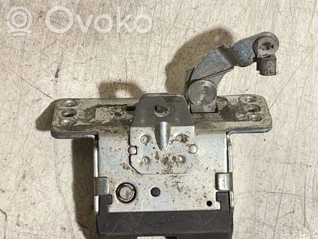 Opel Corsa C Zamek klapy tylnej / bagażnika 