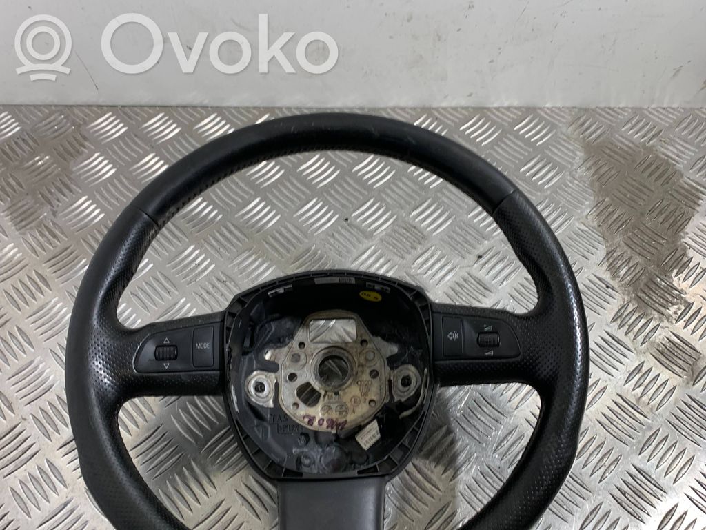 Audi Q7 4L Ohjauspyörä 