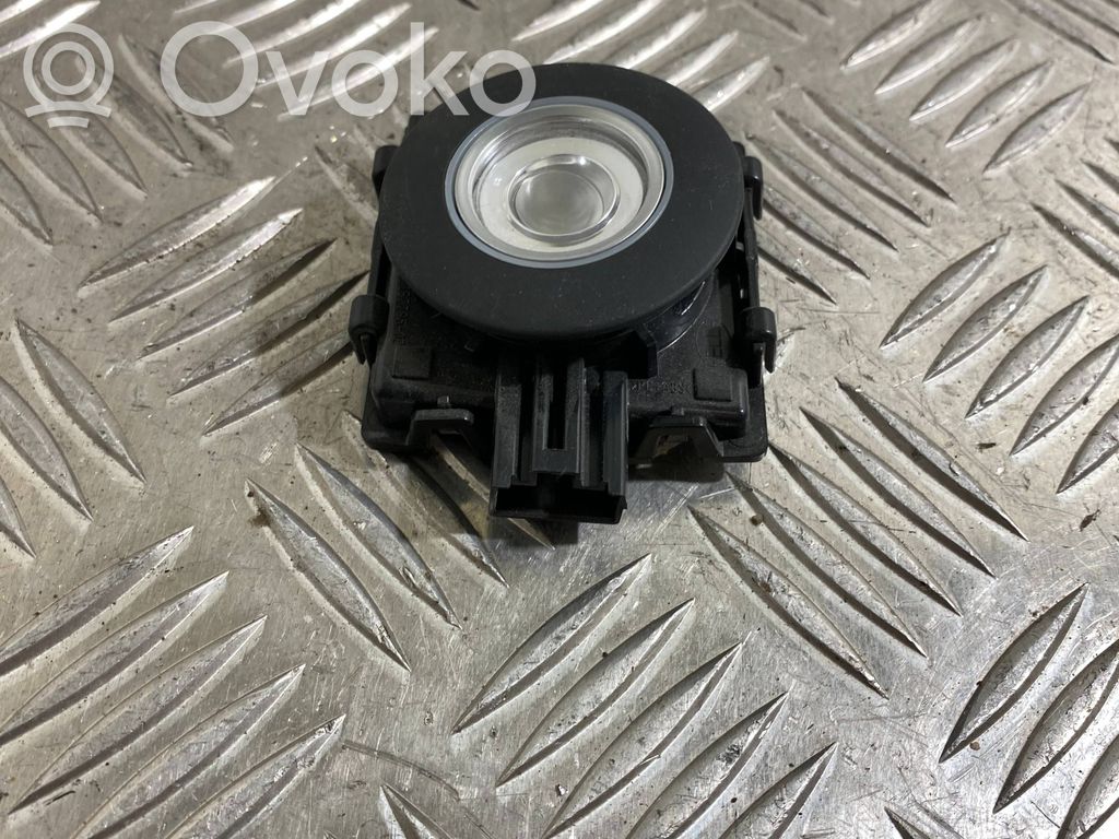 Audi Q7 4M Luz del asiento delantero 