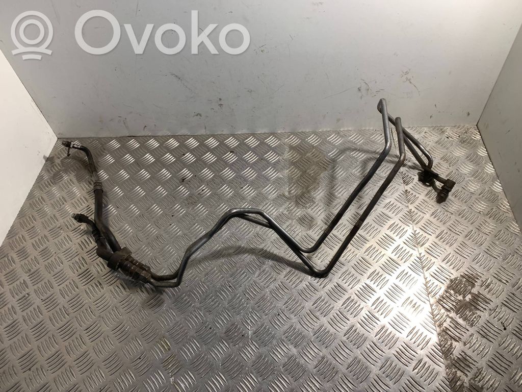 Audi A6 S6 C6 4F Vaihdelaatikon öljynjäähdyttimen letku 