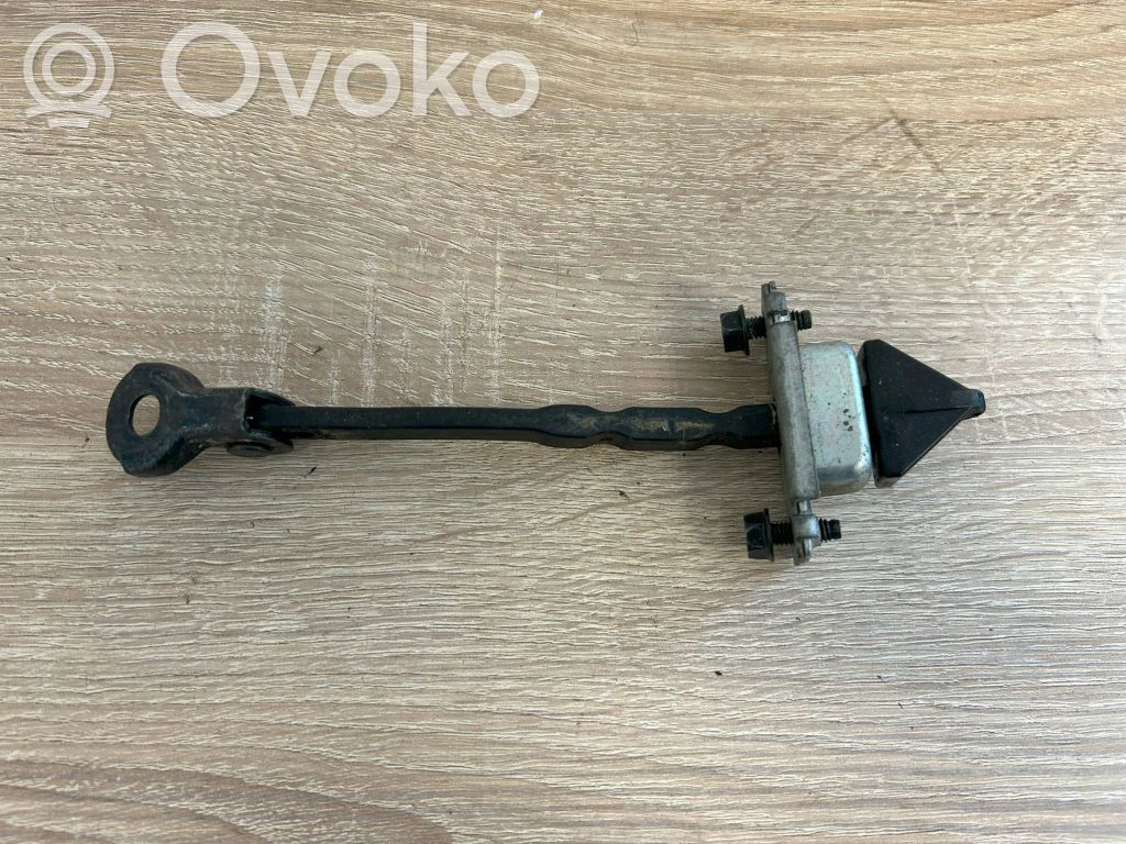 Mazda 2 Etuoven pidätin 