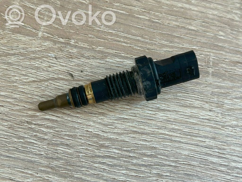 BMW 5 F10 F11 Coolant temperature sensor 