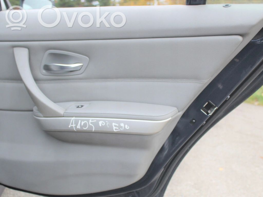 Coupe rear side trim panel