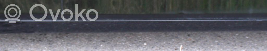Sliekšņa daļa