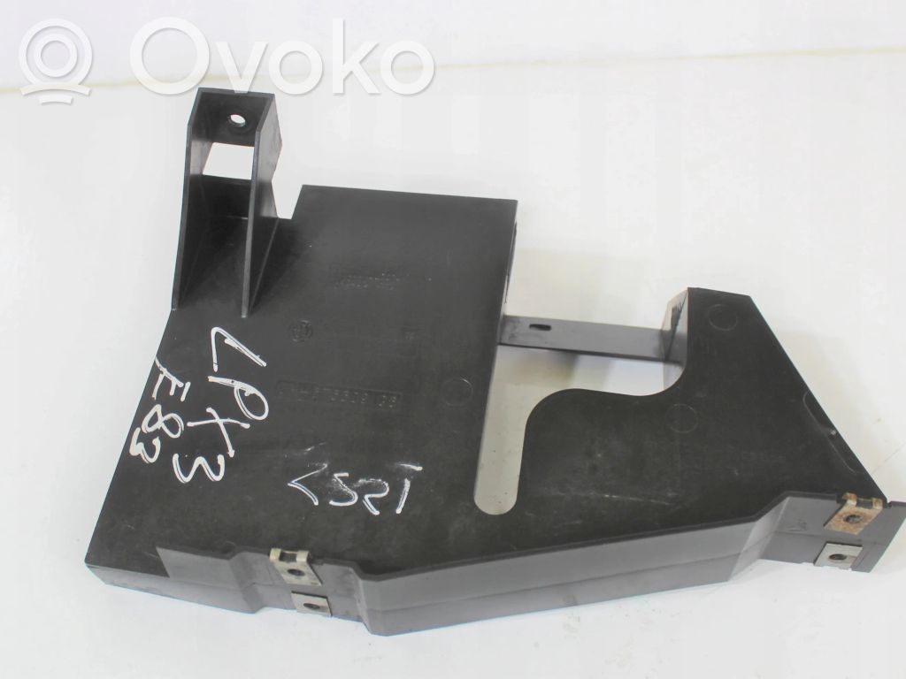 Headlight/headlamp mounting bracket   3404139,3404139