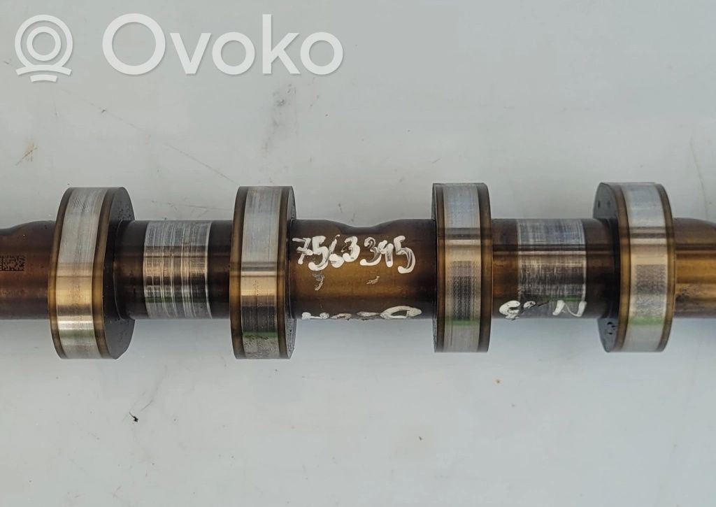 BMW 1 E81 E87 Camshaft 