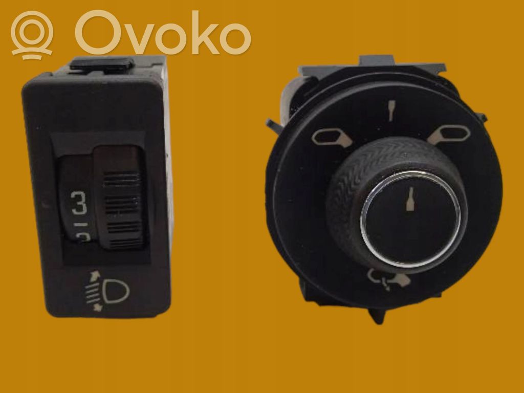 Citroen DS5 Wing mirror switch 