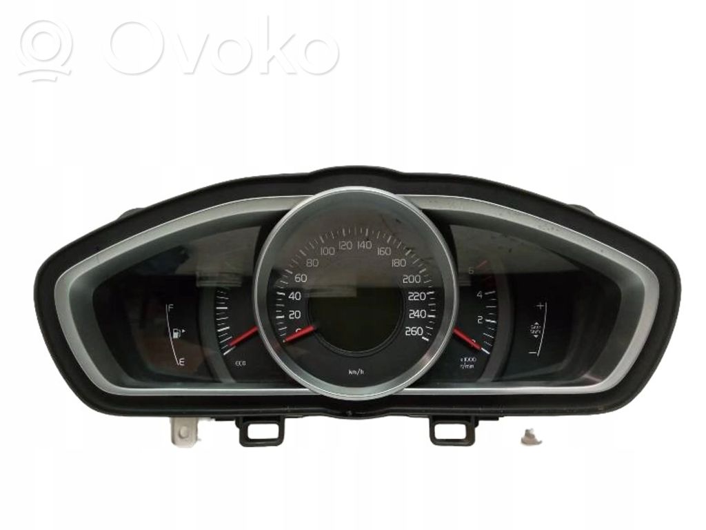 Volvo V40 Speedometer (instrument cluster) 