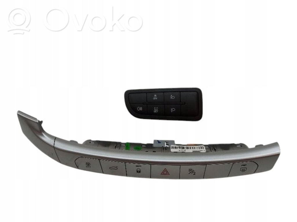 Fiat Tipo Other switches/knobs/shifts 