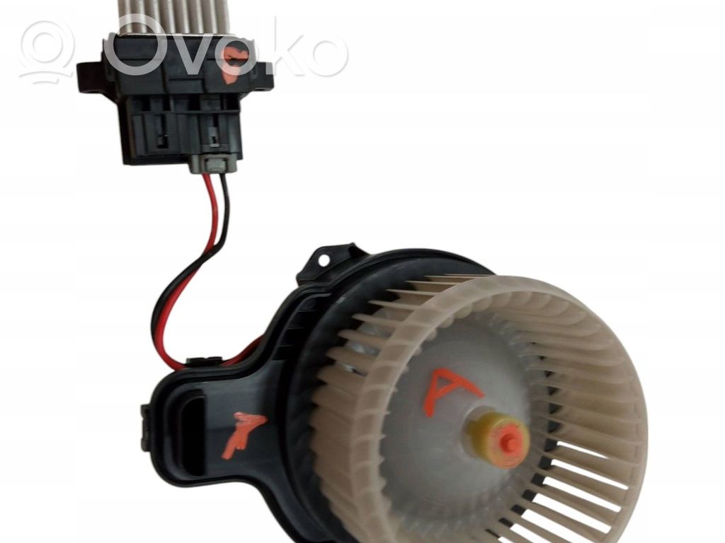 Ford Focus Mazā radiatora ventilators 