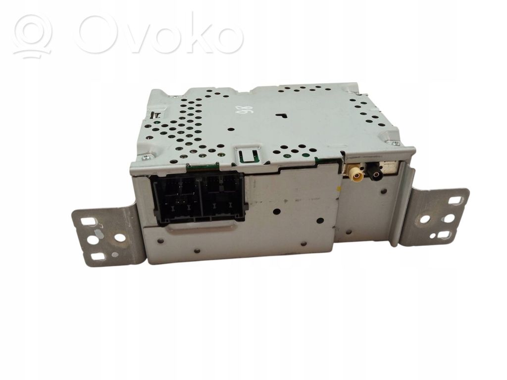 Panel / Radioodtwarzacz CD/DVD/GPS   JX7118C815GS