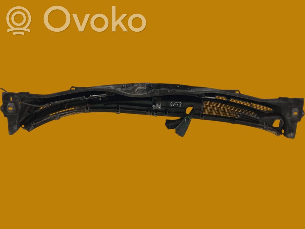 Wiper trim