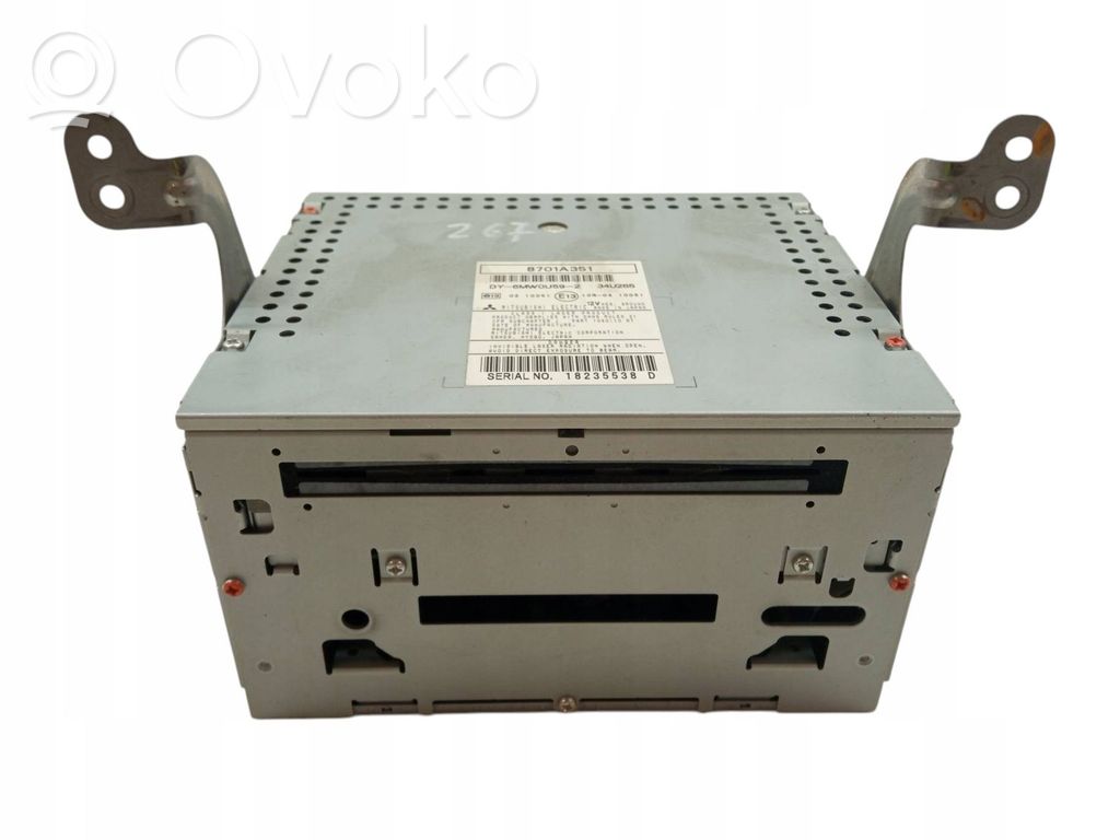 Mitsubishi Outlander Radio/CD/DVD/GPS head unit 