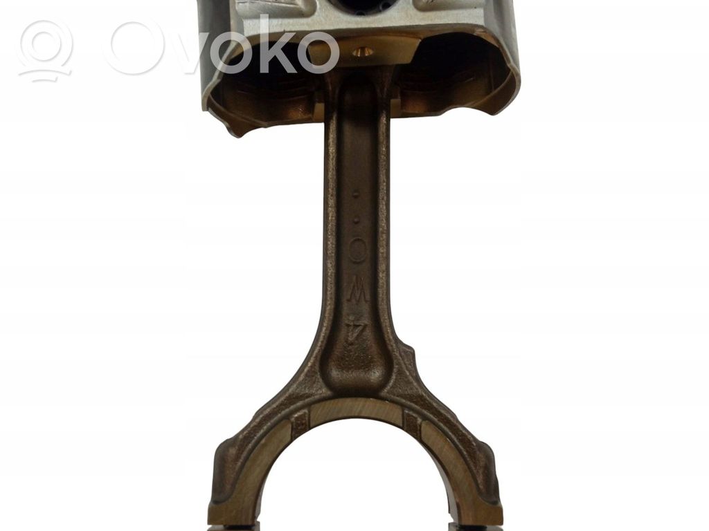 Tłok z korbowodem   VQ35DE,V6