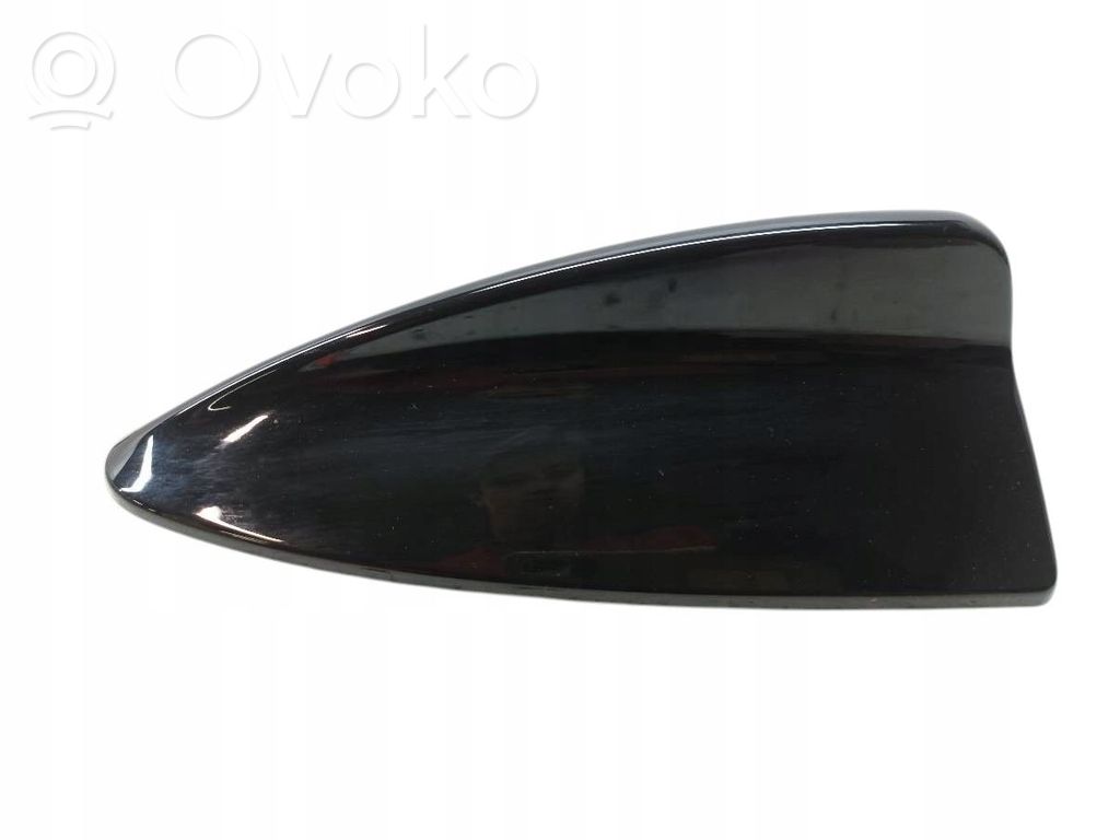 BMW 5 F10 F11 Radio antenna 