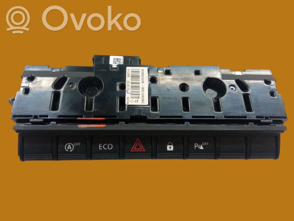 Dacia Duster II Central console control unit 
