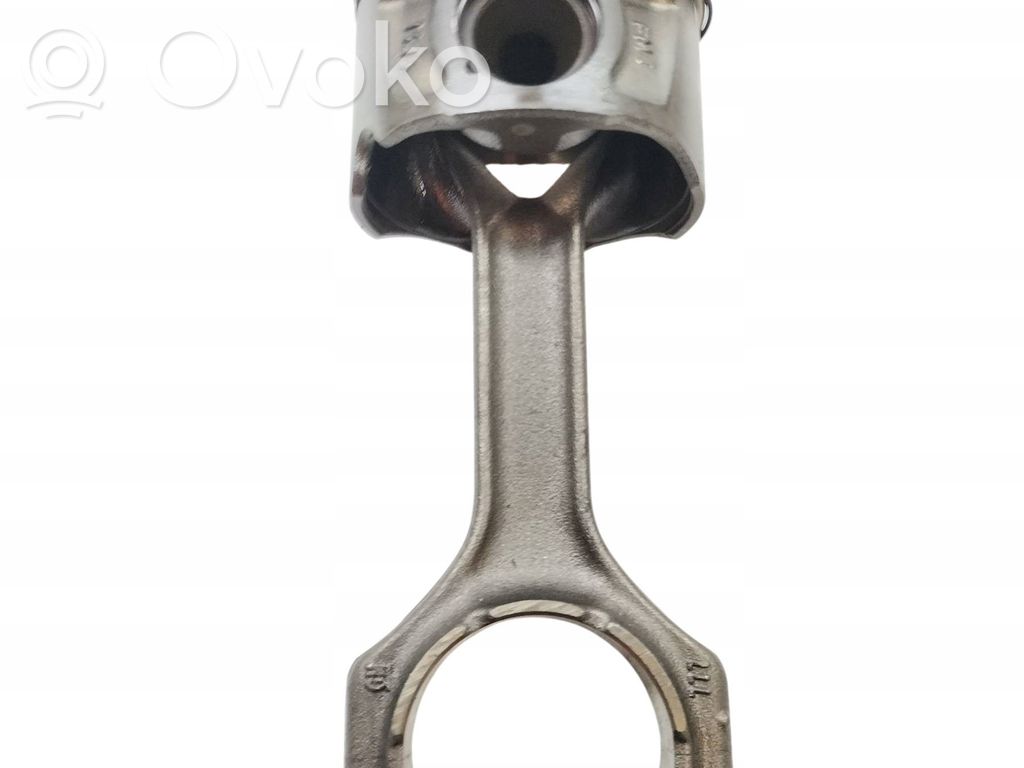 Opel Zafira C Pistone con biella 