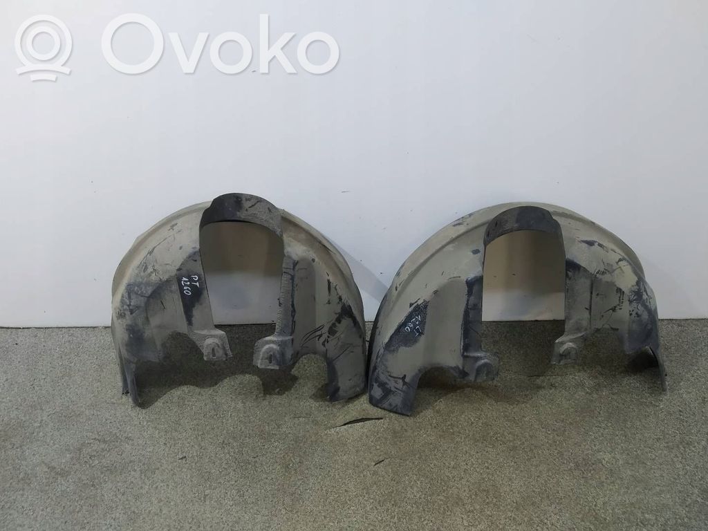 Volvo C30 Nadkole przednie 