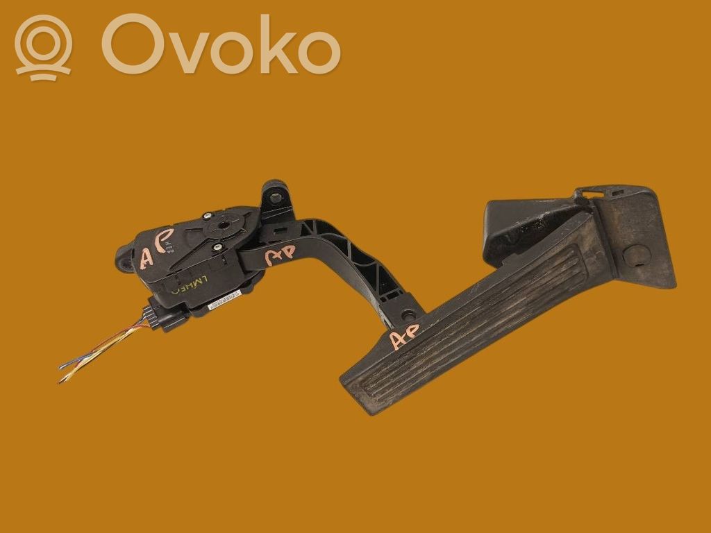 KIA Sportage Accelerator throttle pedal 