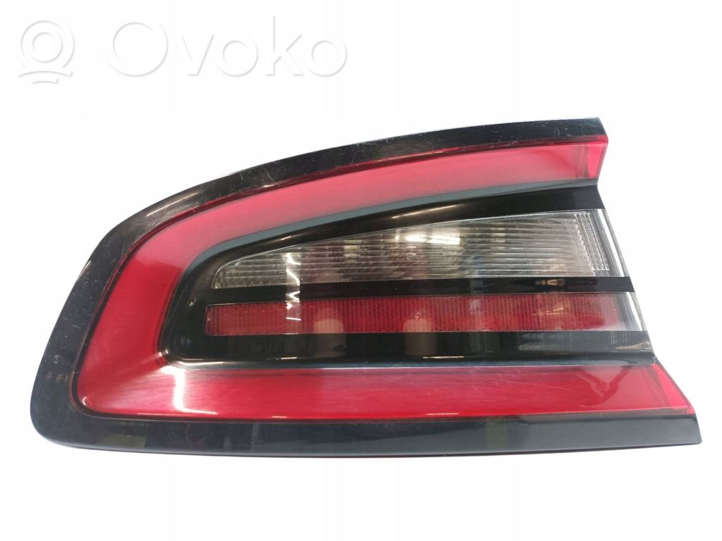 Takavalot   68213145AD