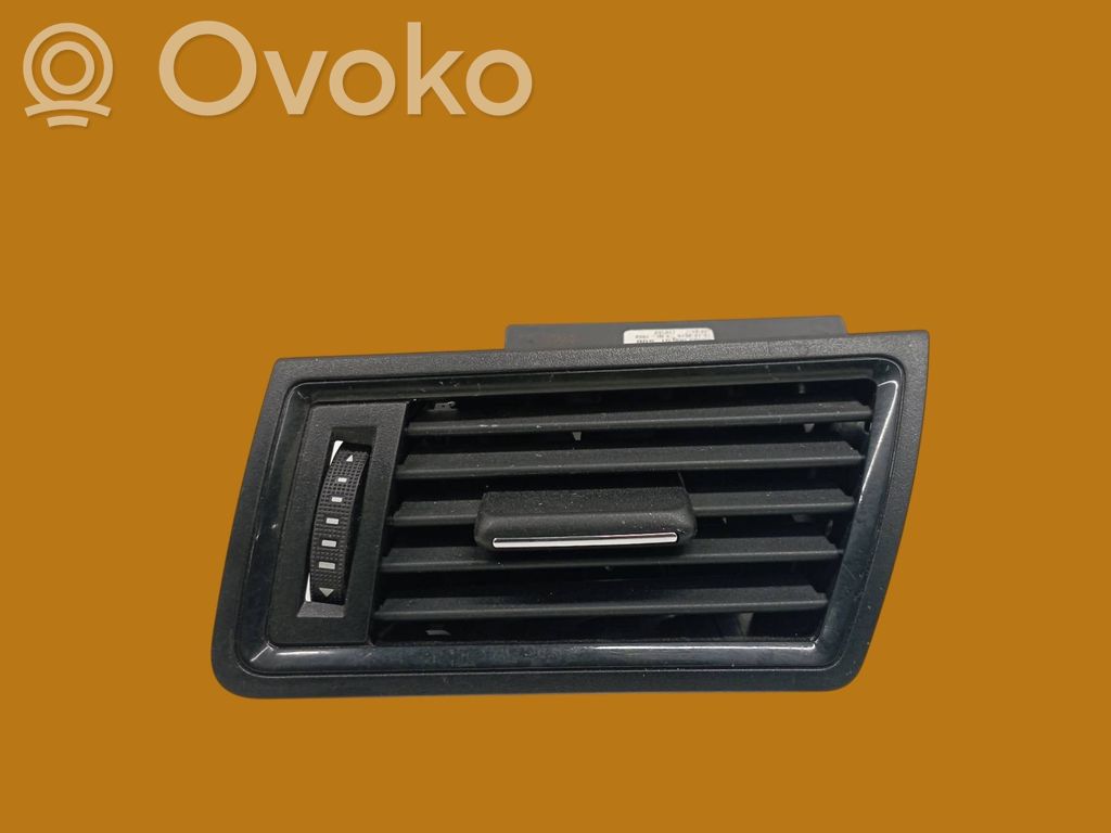 Skoda Rapid (NH) Ramă grilă ventilație bord 