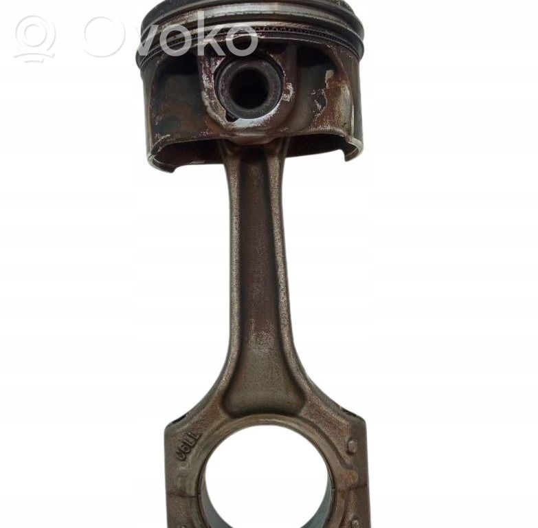 Skoda Superb B8 (3V) Piston with connecting rod 