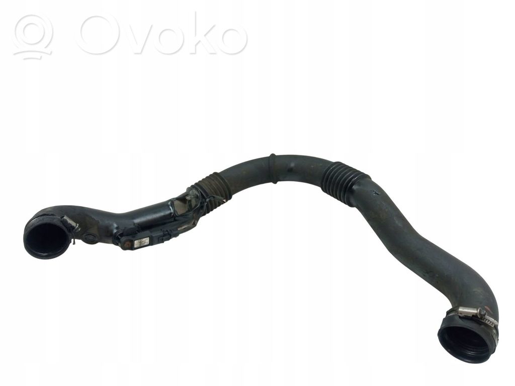 Opel Vivaro Wąż / Rura intercoolera 