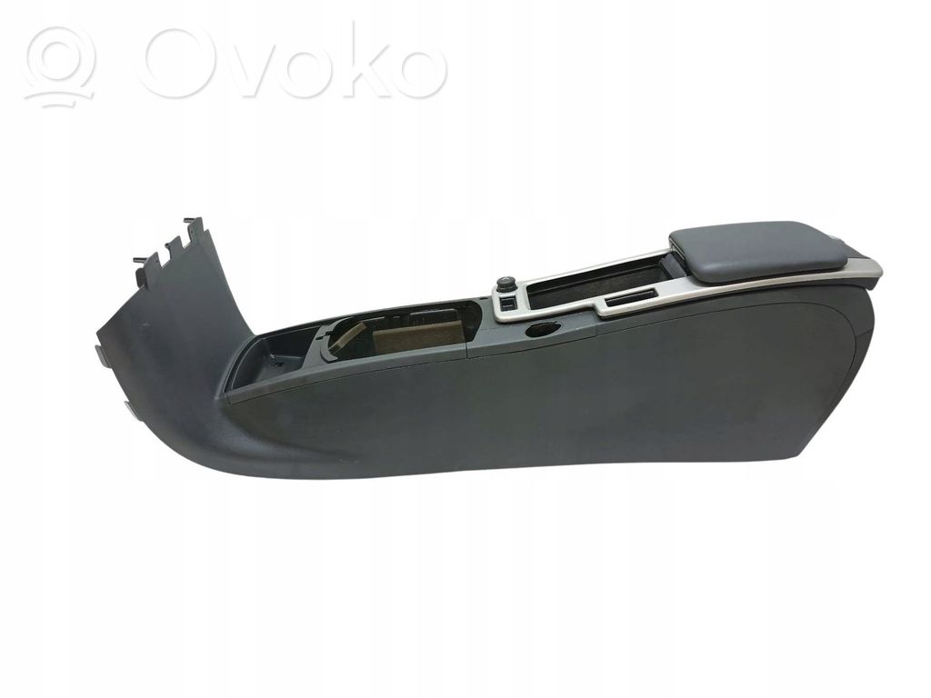 Volvo V50 Centrālā konsole 