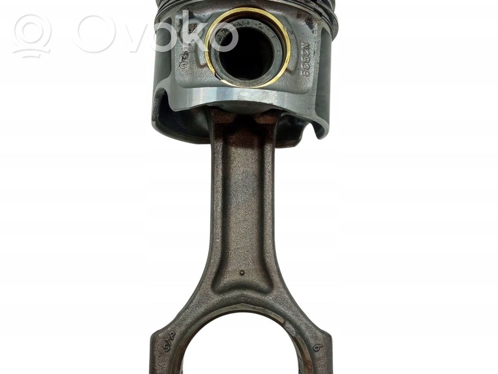 BMW 7 G11 G12 Pistón con biela 