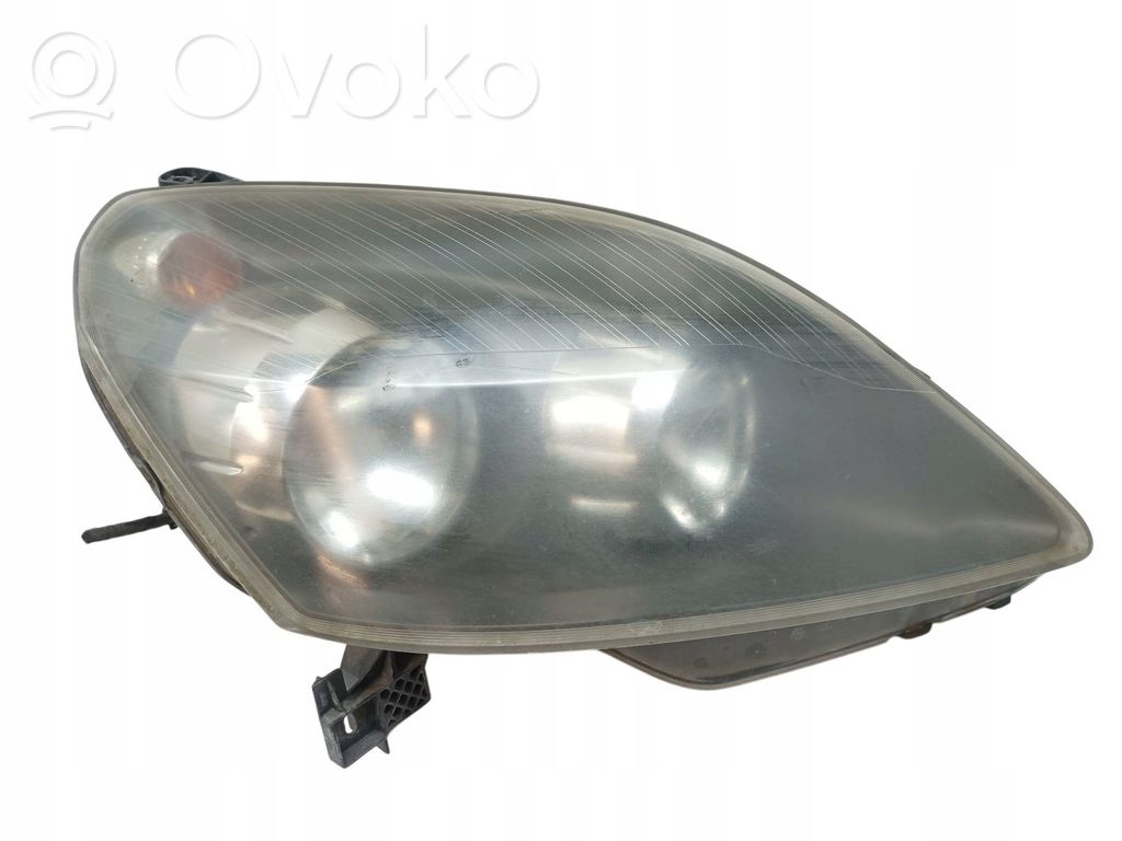 Opel Zafira B Lampa przednia 