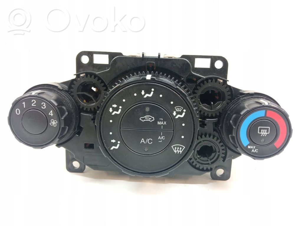 Ford Fiesta Climate control unit 